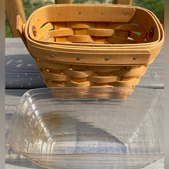 Longaberger 1997 Horizon of Hope basket and protector - Picture 2 of 5